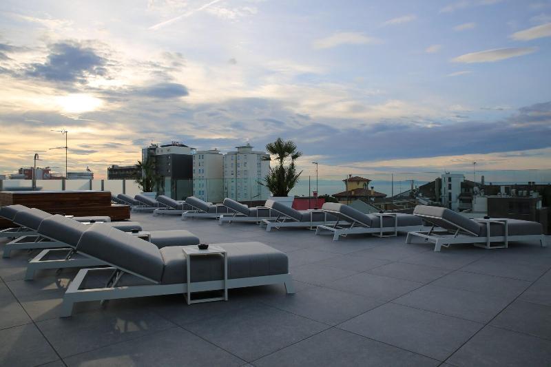 Monaco 4*